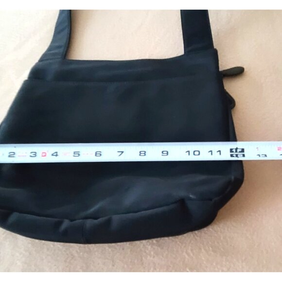 Vintage Hobo International Flight Path Black Nylon Front Flap Crossbody Bag - Picture 14 of 16